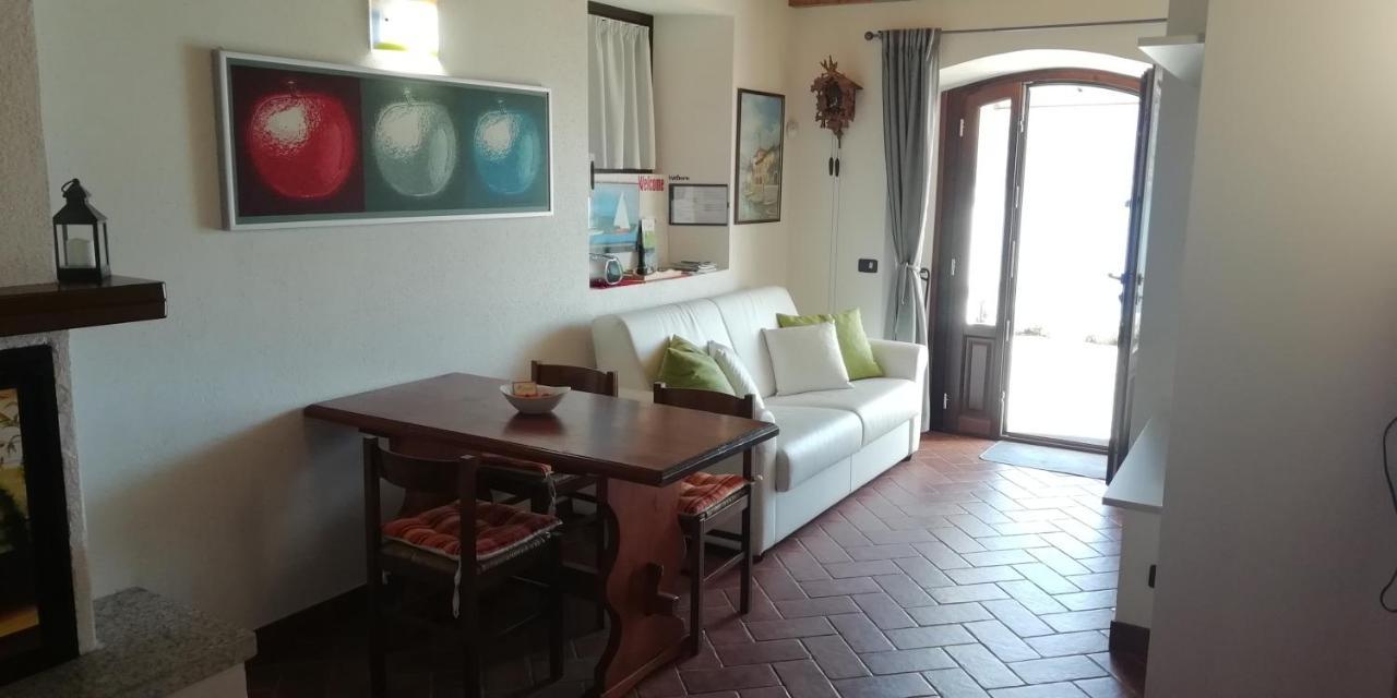 Piccolo Girasole Apartment Menaggio Luaran gambar